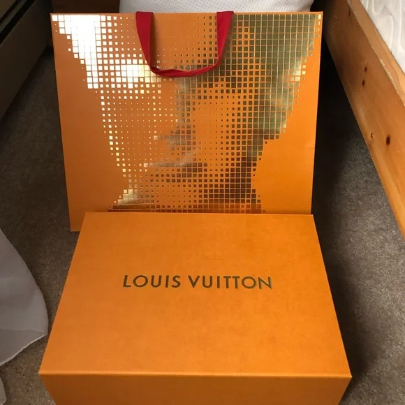 SOLD❗️BNWT LV Bundle - Picture 2 of 6